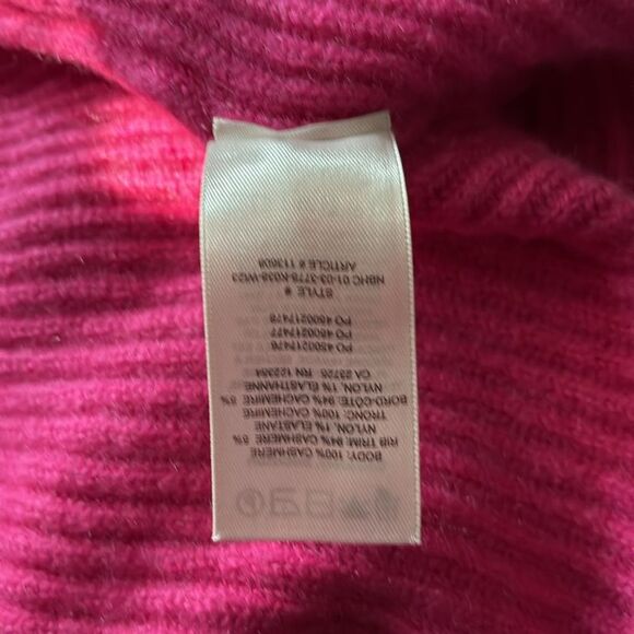 Aritzia Babaton Luxe Cashmere Canberra
Cardigan in Granita
Pink Size X Small - Picture 7 of 10